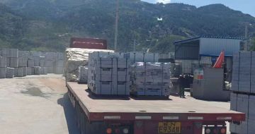 酒泉 芝麻白仿形路沿石，直形路沿石