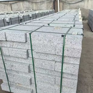 酒泉 白麻花岗岩路沿石，弧形路沿石，道牙石，马路牙子，界石，路缘石，平沿石，直岩石，平缘石等