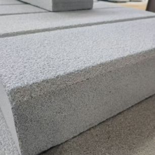 酒泉 芝麻灰荔枝面路沿石