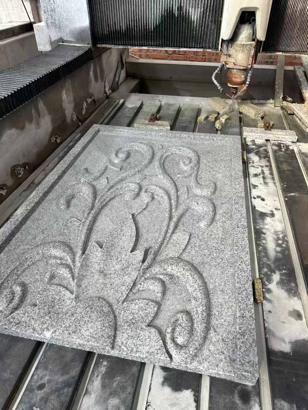 酒泉 白麻别墅干挂雕花板