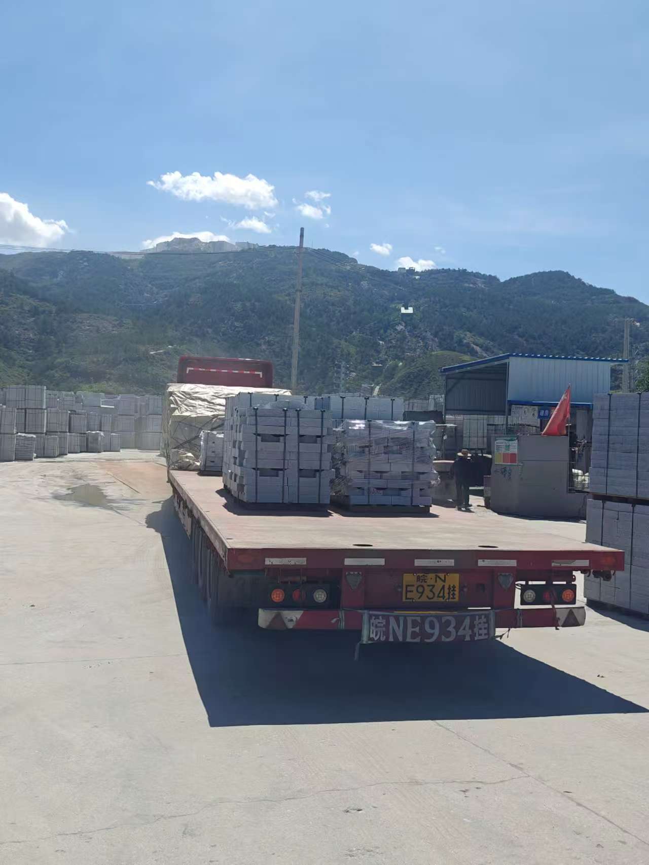 酒泉 芝麻白仿形路沿石，直形路沿石