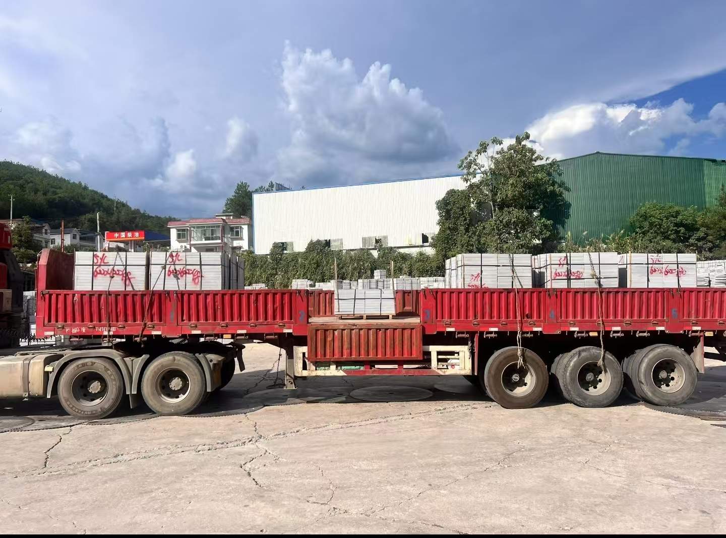 酒泉 芝麻灰花岗岩地铺石出货日常