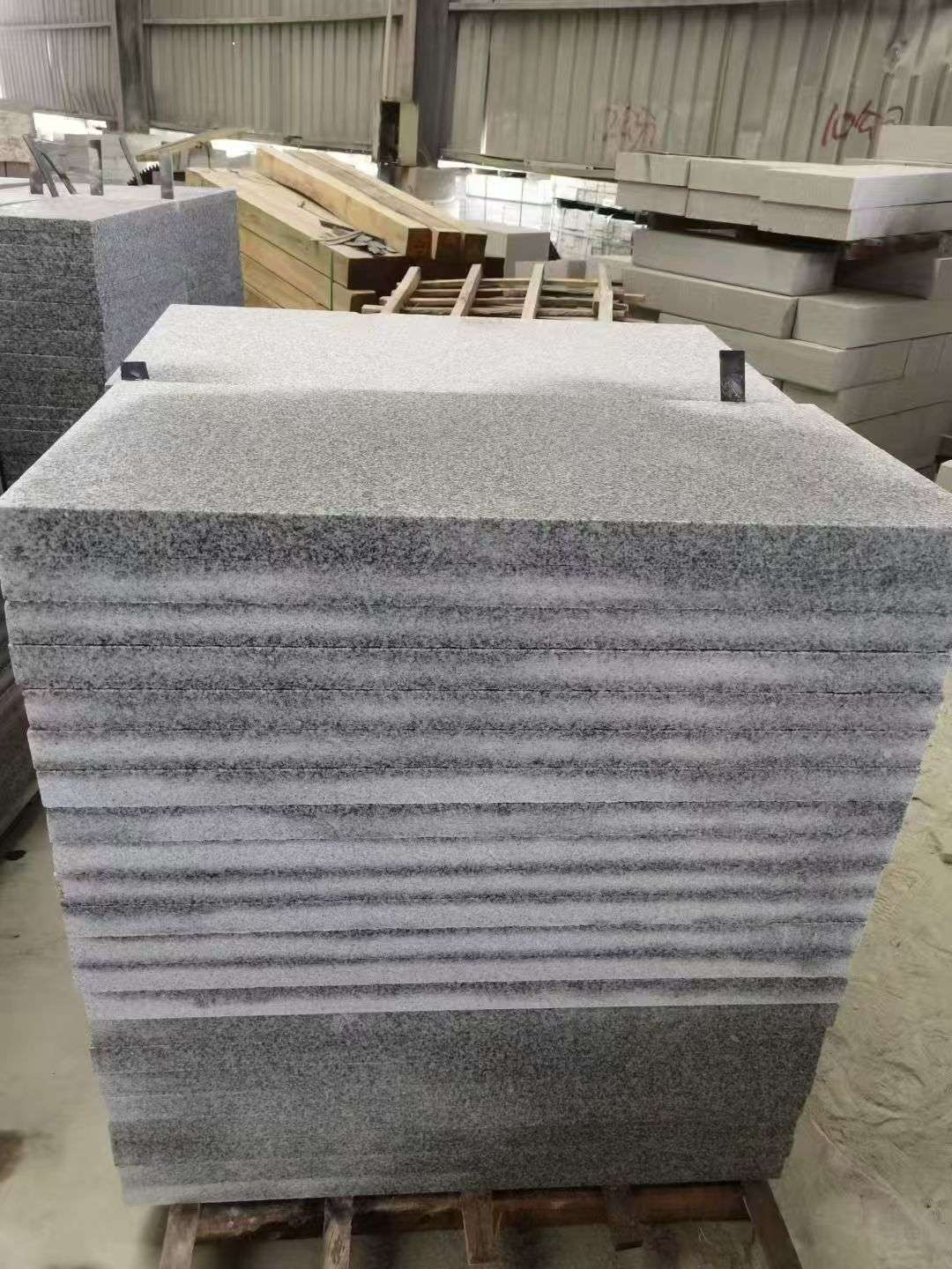 酒泉 芝麻白5公分火烧地铺成品，900*400，规格可定制