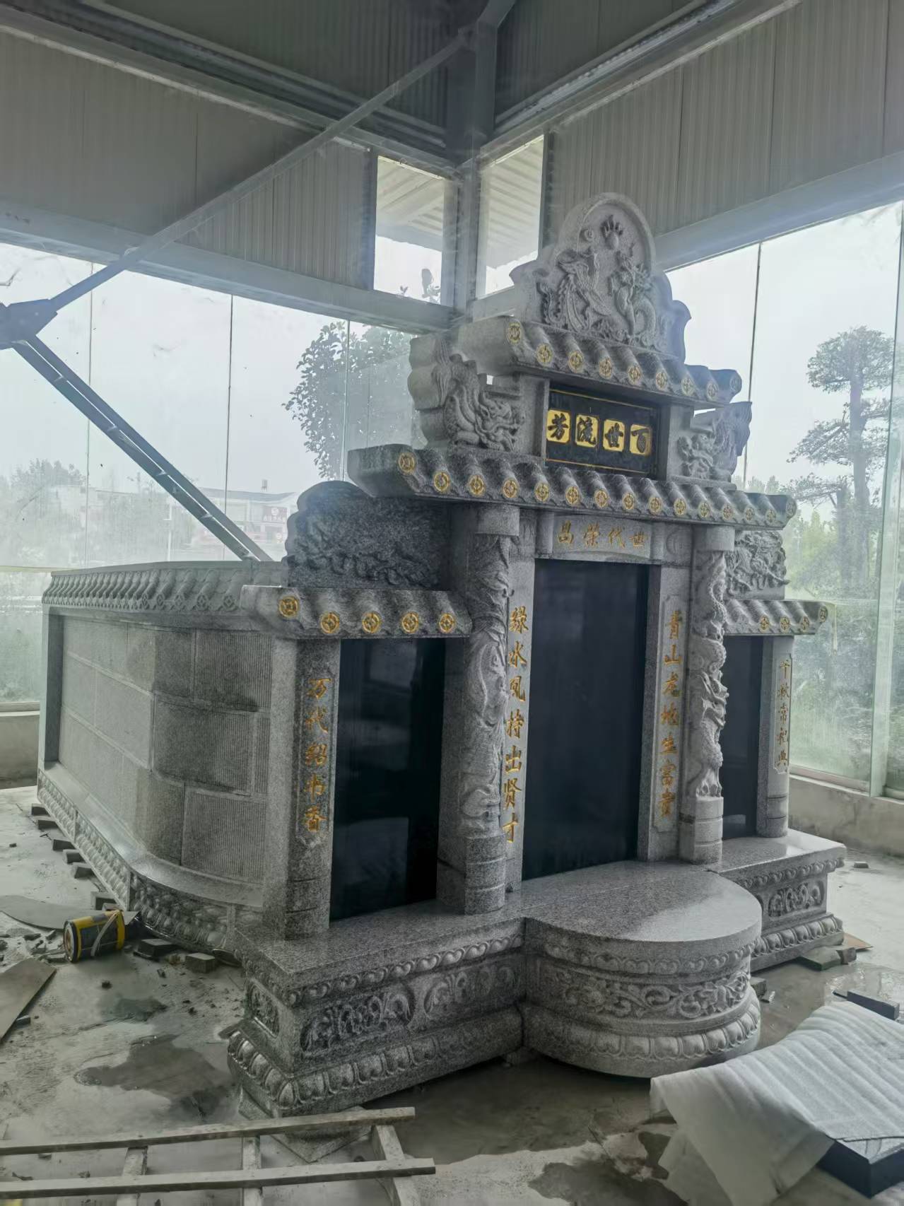 酒泉 芝麻白墓碑效果展示图