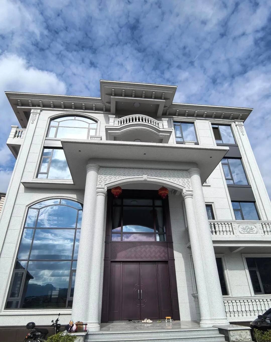 酒泉白麻别墅外墙干挂石材效果示例