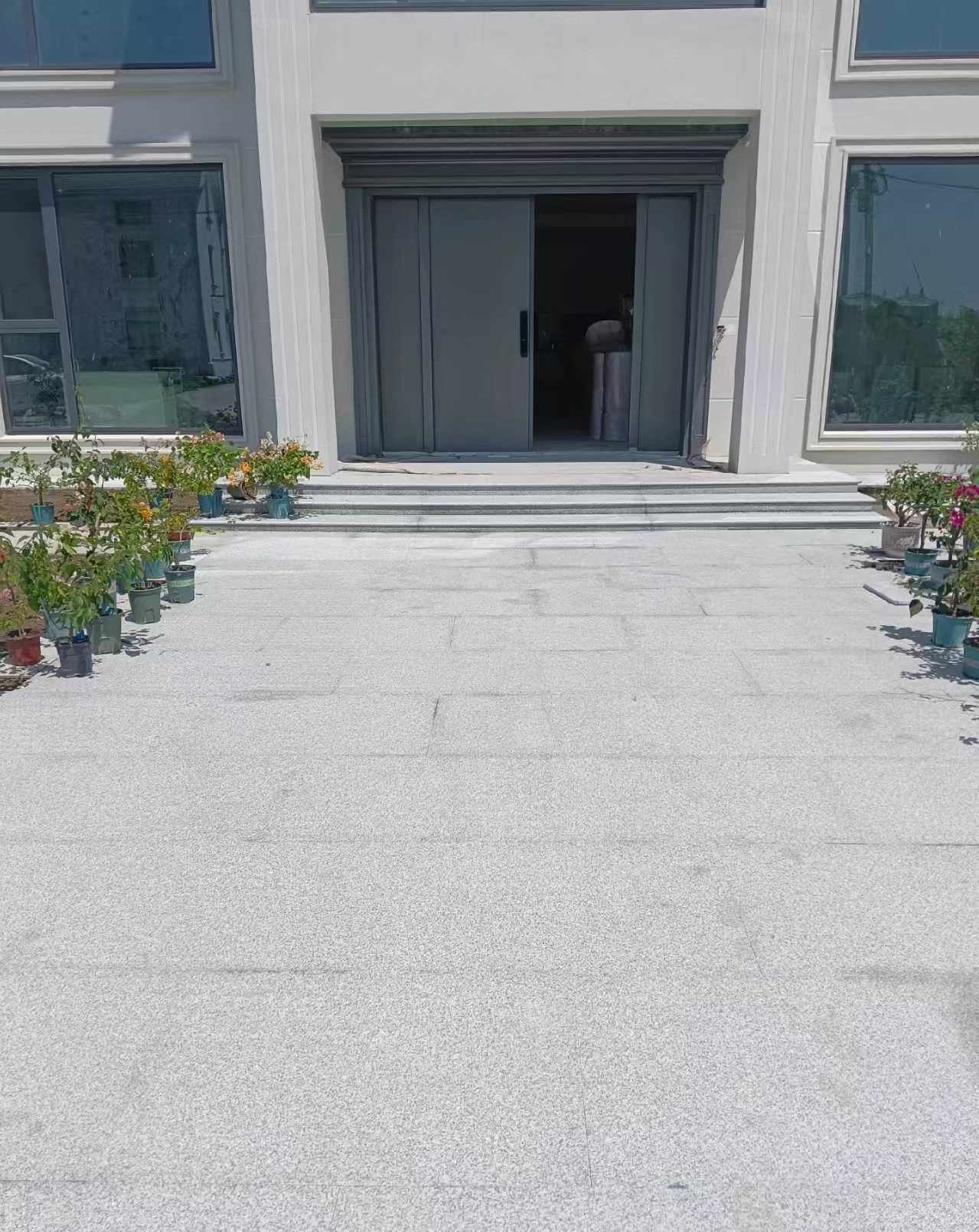 酒泉 芝麻白花岗岩地铺石地面铺装