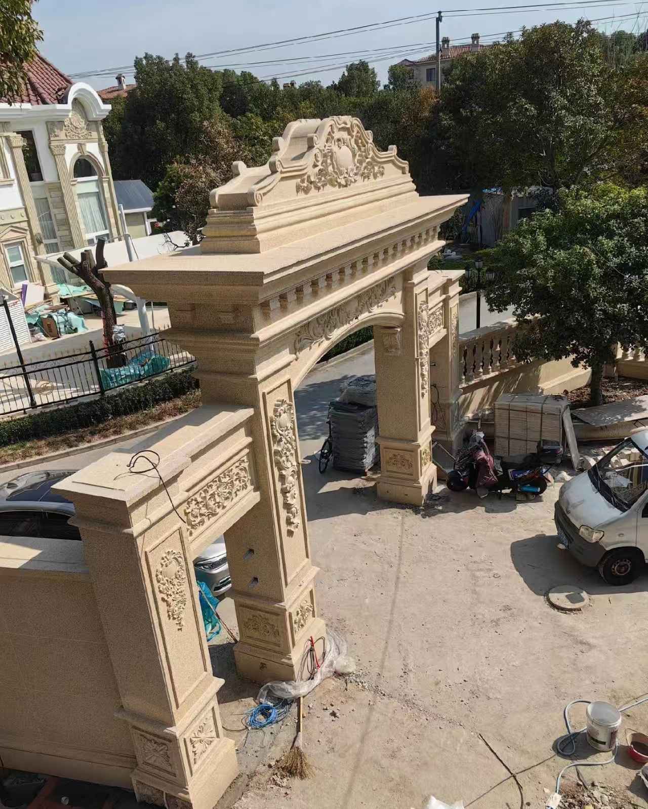 酒泉 黄金麻荔枝面花岗岩别墅门楼