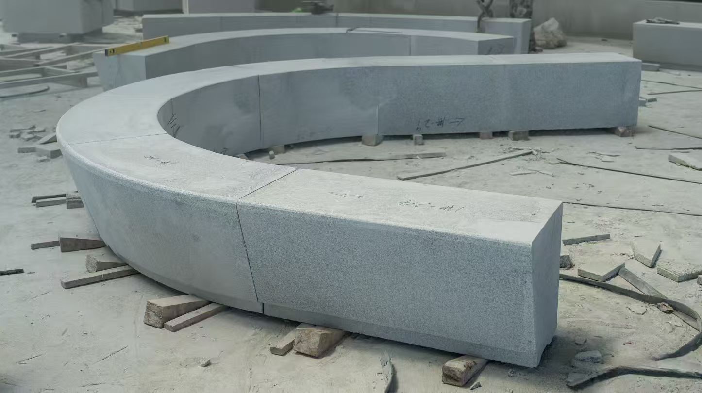 酒泉 芝麻白花岗岩光面弧形坐凳